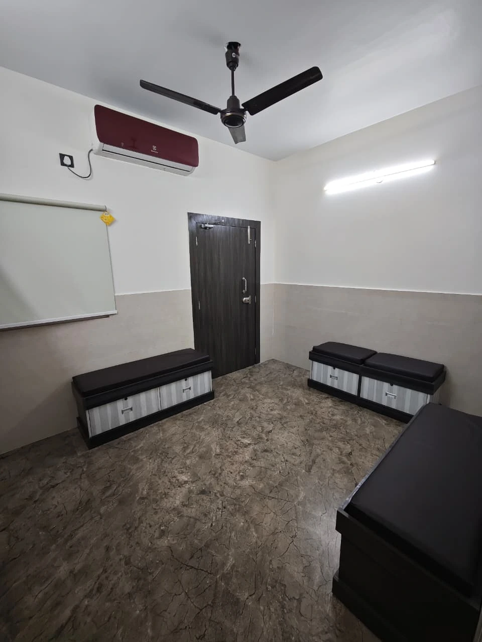 Patient seating area at Dr. Dent Dental Clinic
